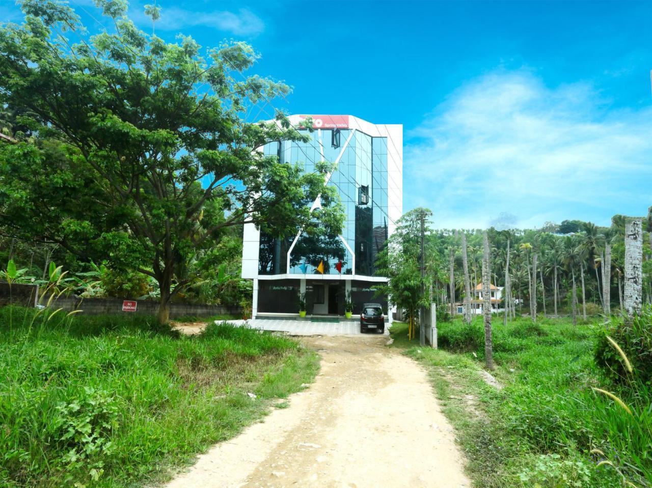 Oyo 9557 Near Kims Hospital Hotel Thiruvananthapuram Kültér fotó